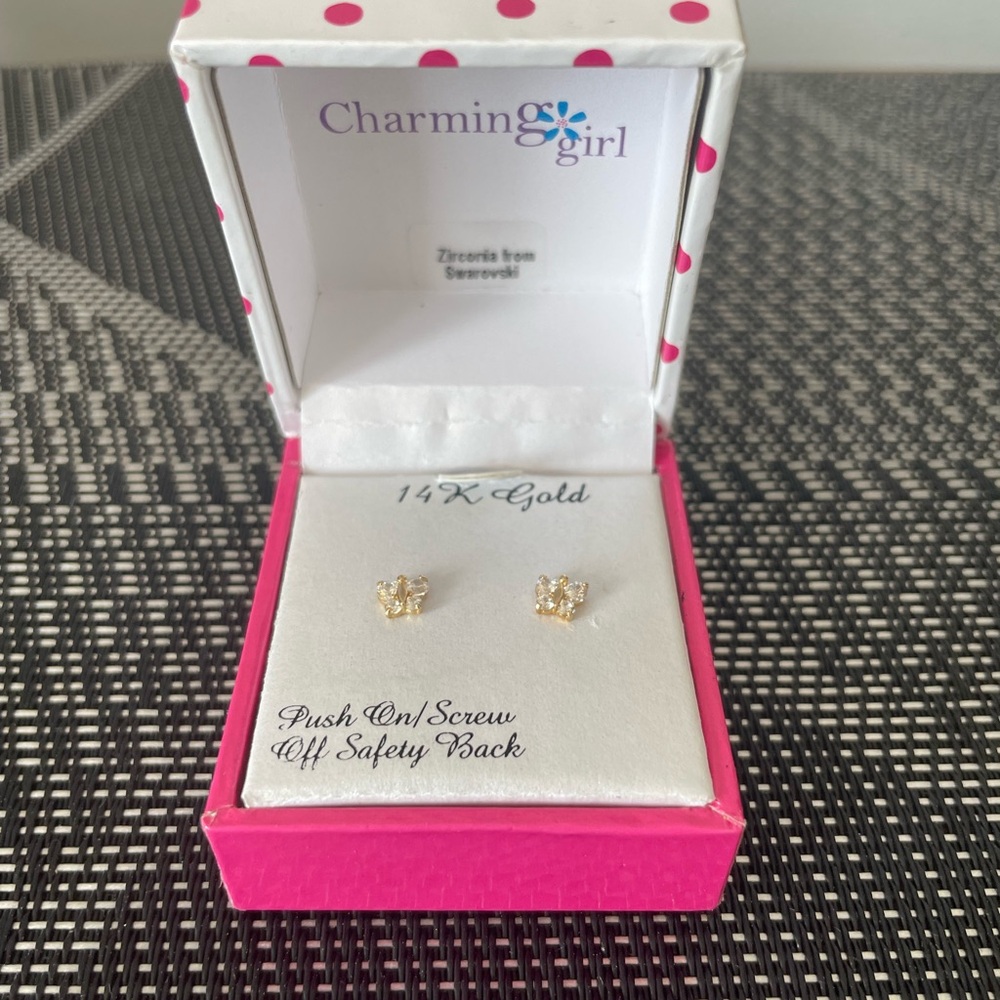 NEW 14K Yellow Gold with Swarovski Zirconia Butterfly Earring with safety back🦋